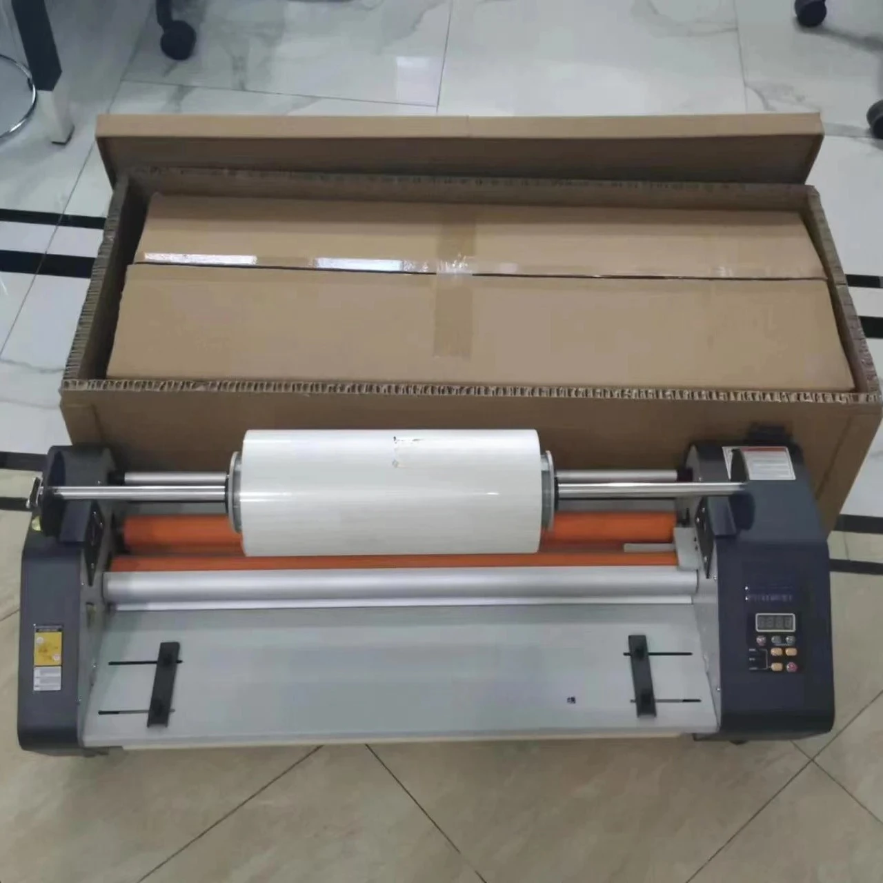 Fm 650 High Quality Automatic  - đánh giá và giá Laminator Cold Roll
